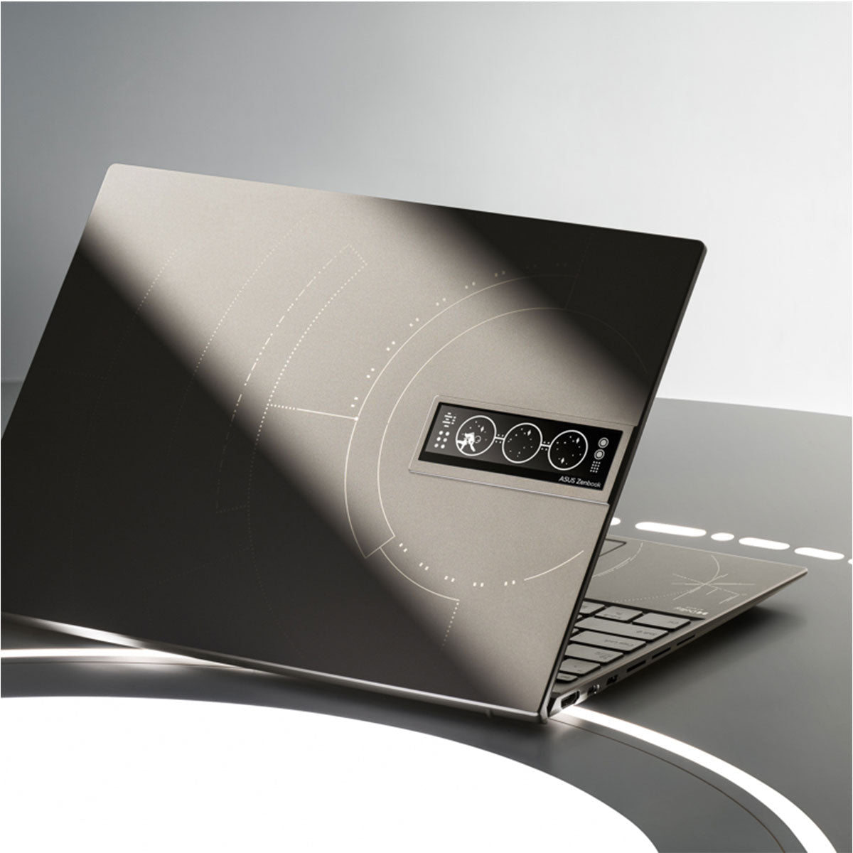 Asus Zenbook 14X OLED Space Edition UX5401ZAS - KN016WS Laptop (Zero - G Titanium) | 14", 2.8K (2880 x 1800) OLED | i7 - 12700H | 16GB RAM | Intel Iris Xᵉ Graphics | 1TB SSD | Windows 11 Home | MS Office H&S 2021 | Sleeve | Asus BP1504 Casual Backpack - Nectostry