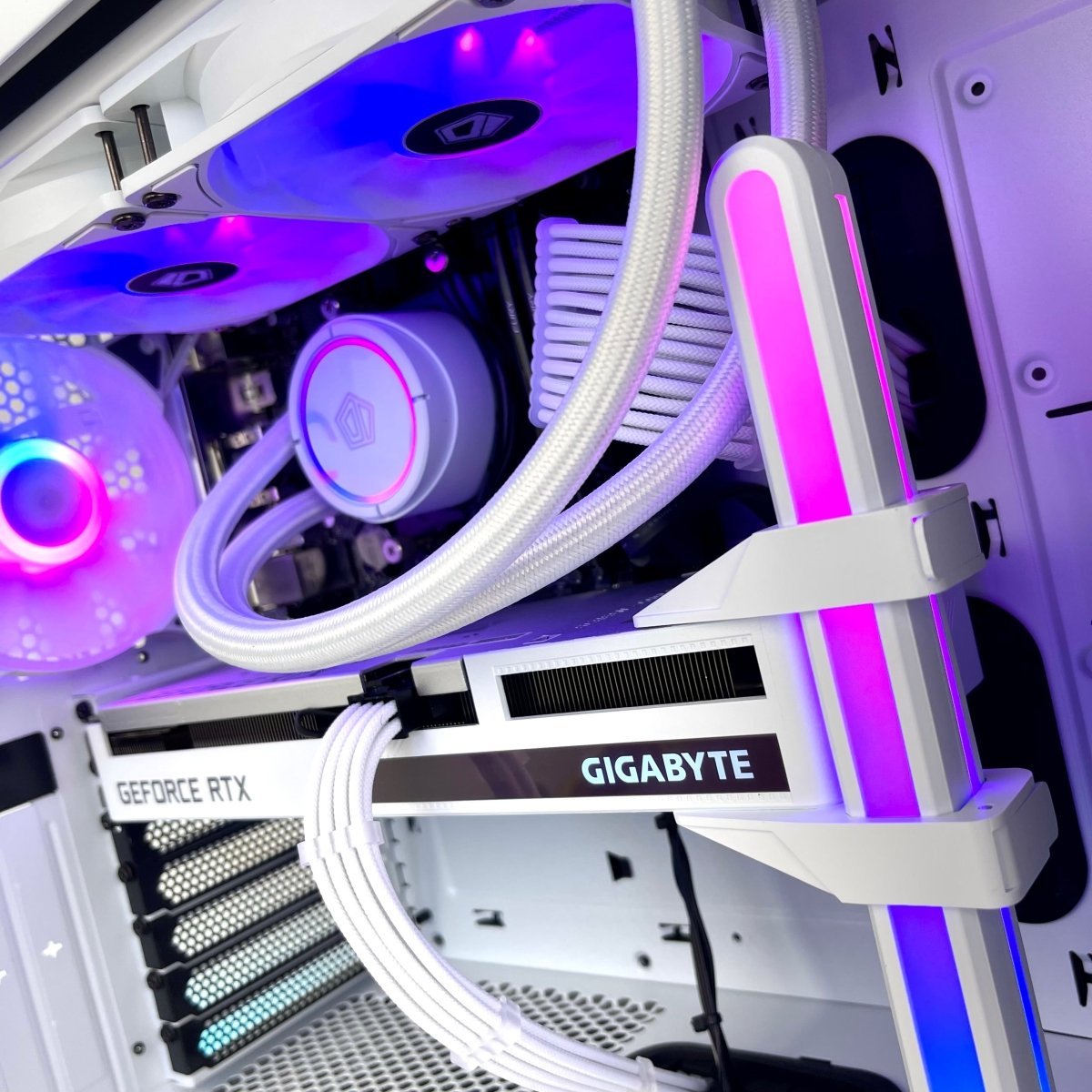I Gaming Computer | Ryzen 5 5600 | RTX 4060/4060 Ti Ultra OC | Arctic White - Nectostry