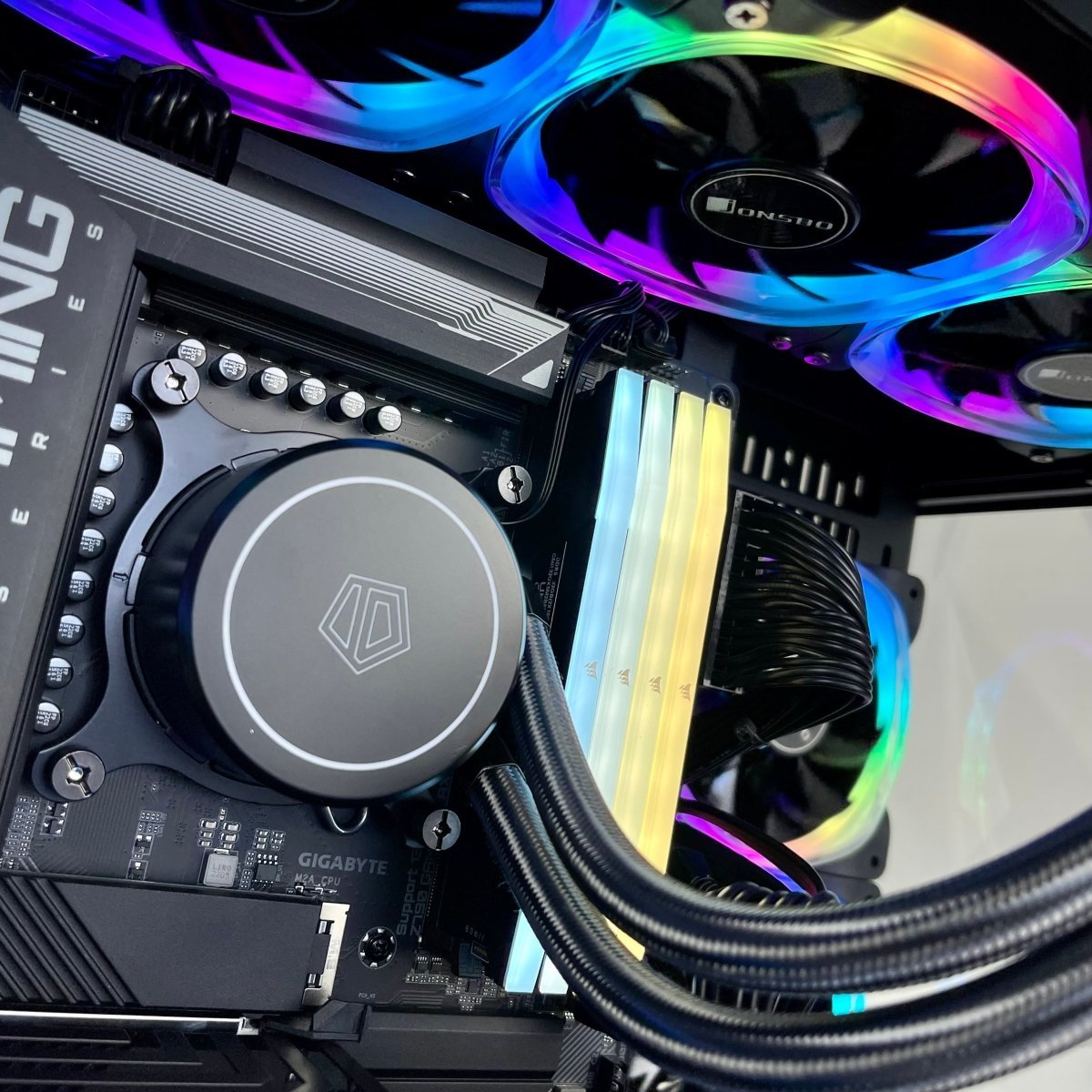 IGaming Core i5/i7 14700KF | RTX 4060 Ti - 4070 Ti super | 32GB DDR5 Ram | Hyte 60 Pro Black - Nectostry