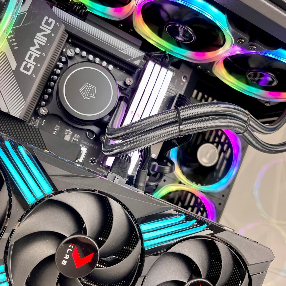 IGaming Core i5/i7 14700KF | RTX 4060 Ti - 4070 Ti super | 32GB DDR5 Ram | Hyte 60 Pro Black - Nectostry