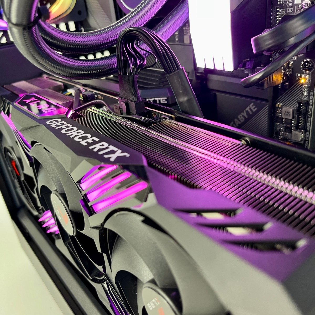 IGaming Core i5/i7 14700KF | RTX 4060 Ti - 4070 Ti super | 32GB DDR5 Ram | Hyte 60 Pro Black - Nectostry