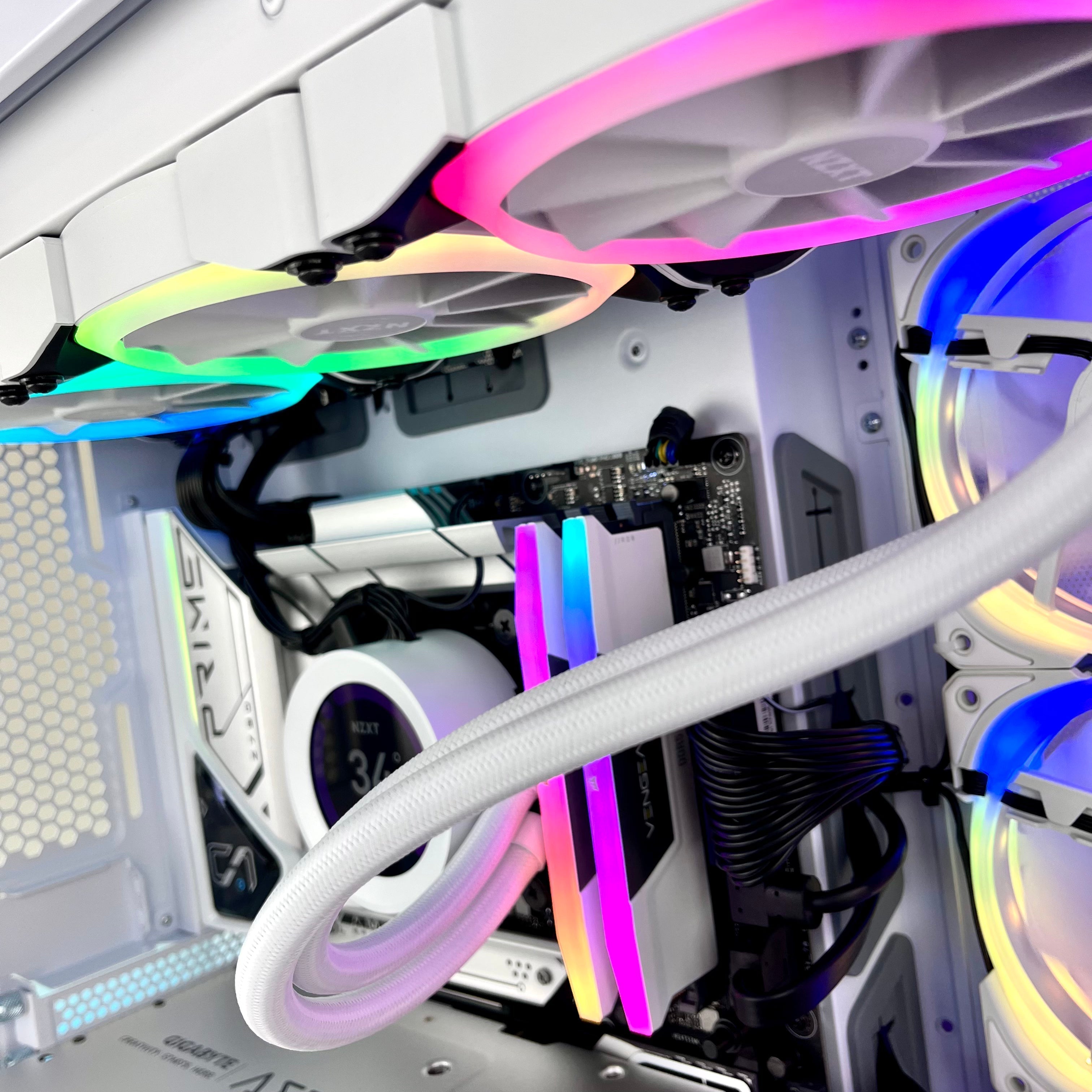 IGaming Core i7 14700KF | RTX 4080 Aero OC | Kraken Evo - Nectostry