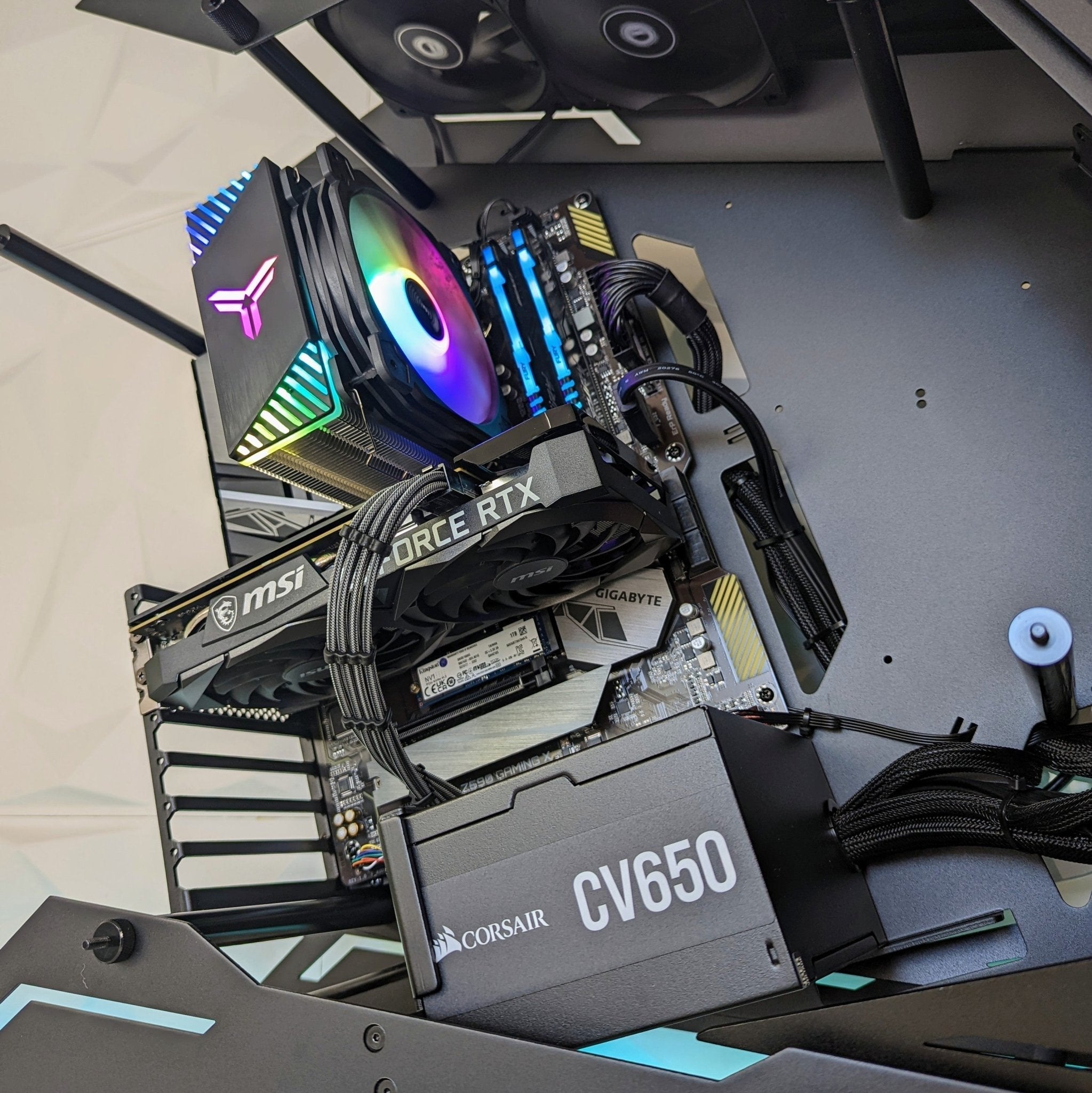 IGaming Intel Core i5 13400F | RTX 4060/ RTX 4060 Ti | Night Fury Mod 3 - Nectostry
