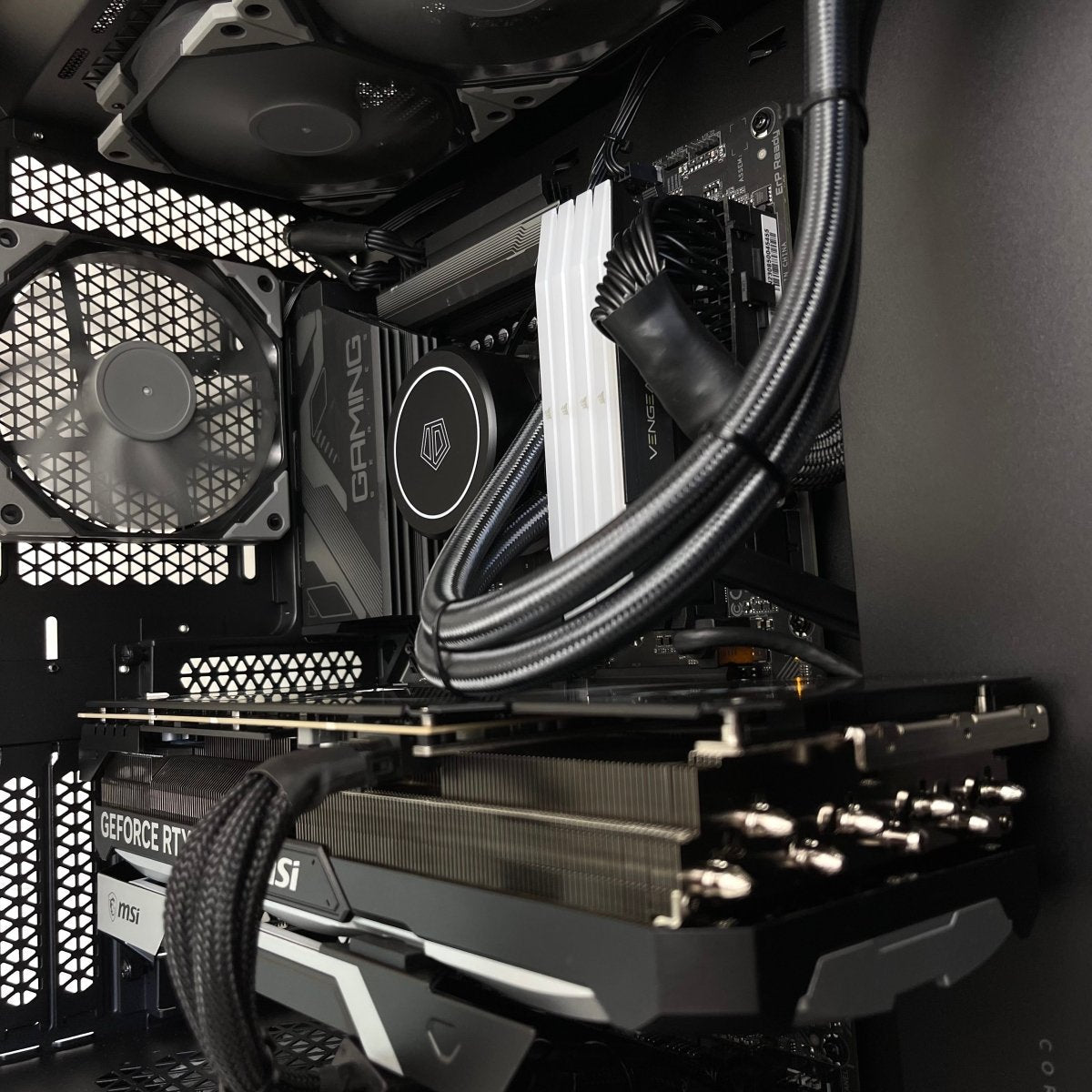 IGaming Intel Core i7 14700KF | RTX 4070Ti super/4080 | 32GB 6000MHz Spectre Pro - Nectostry