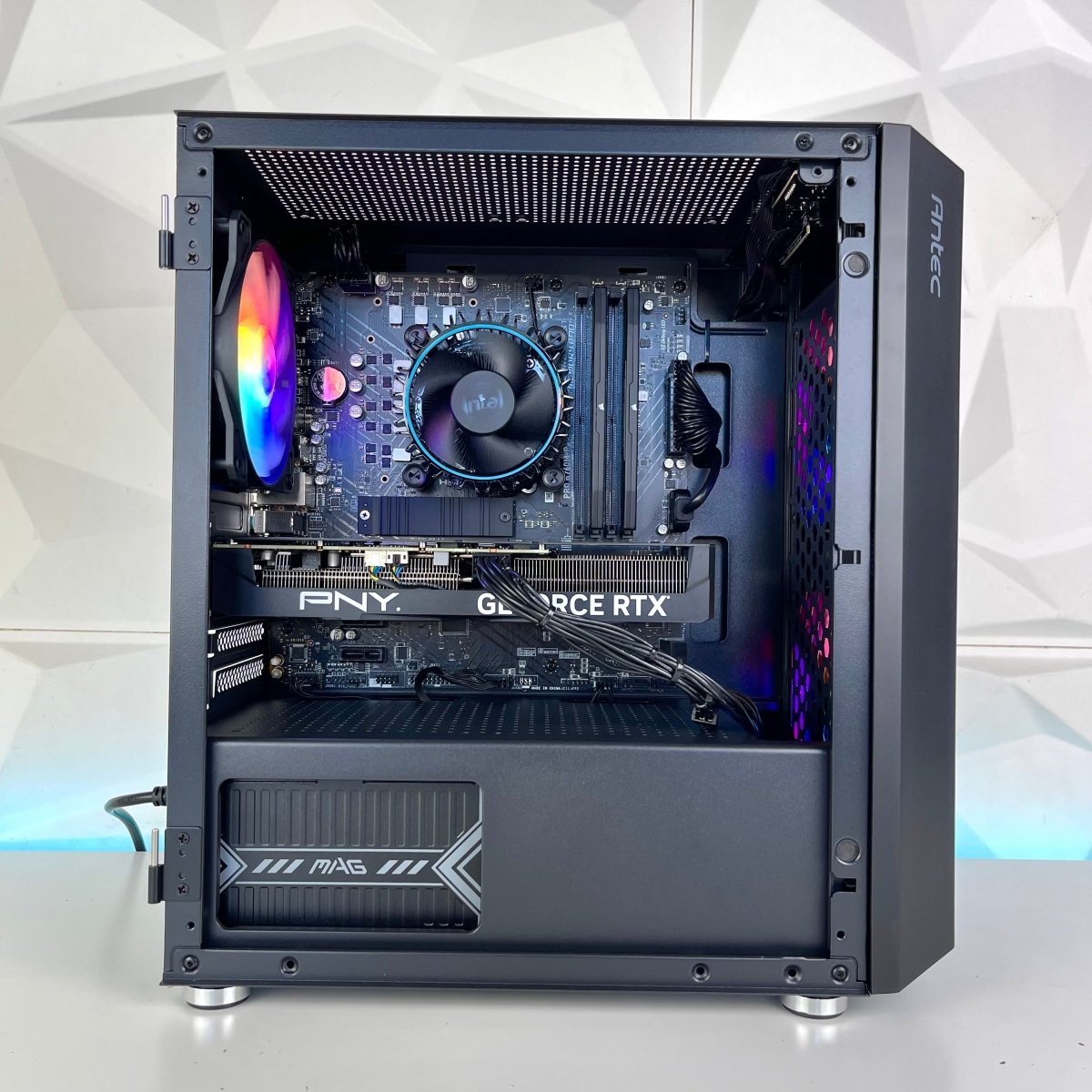 IGaming Ryzen 5 5500 | RTX 4060 - 4060Ti | Phantom NX200M - Nectostry