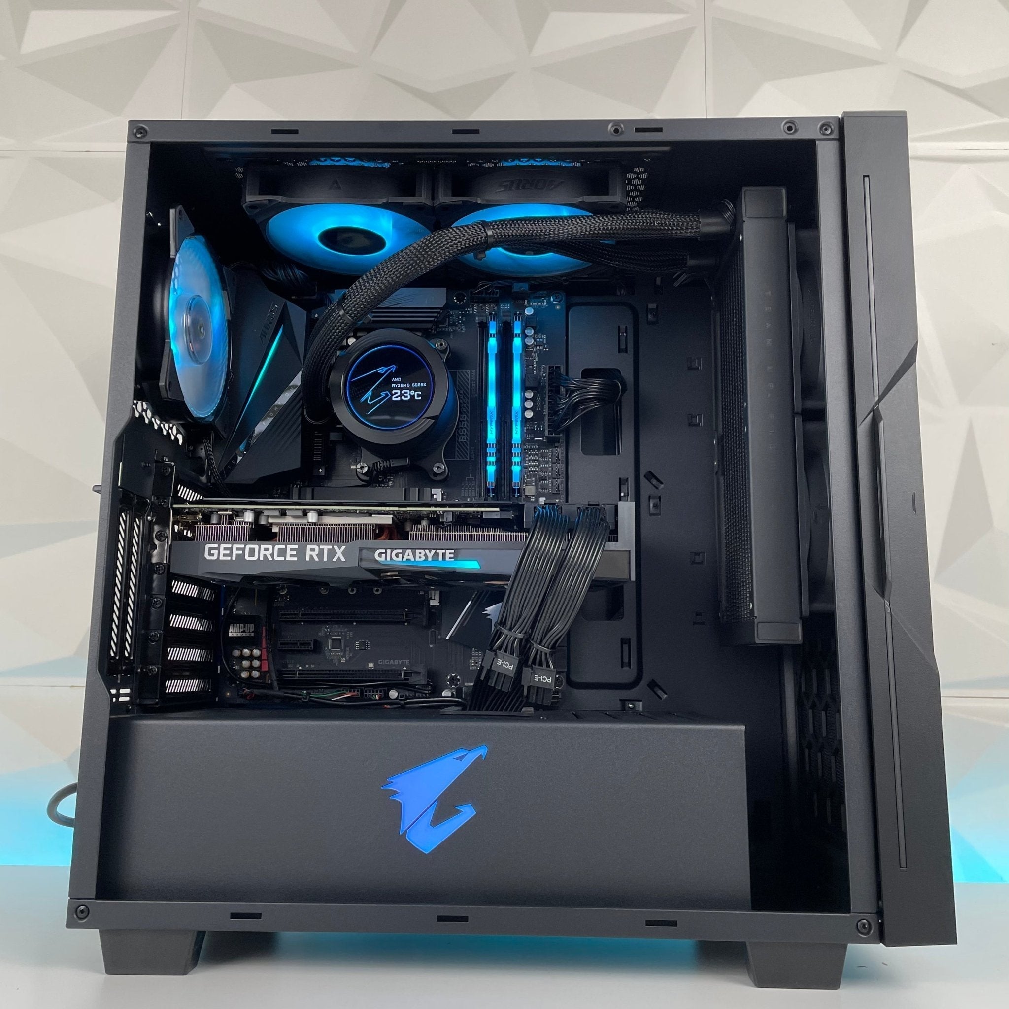 IGaming Ryzen 7 5700x | RTX 4060 - 4070 Ti super | Aorus C3000 - Nectostry