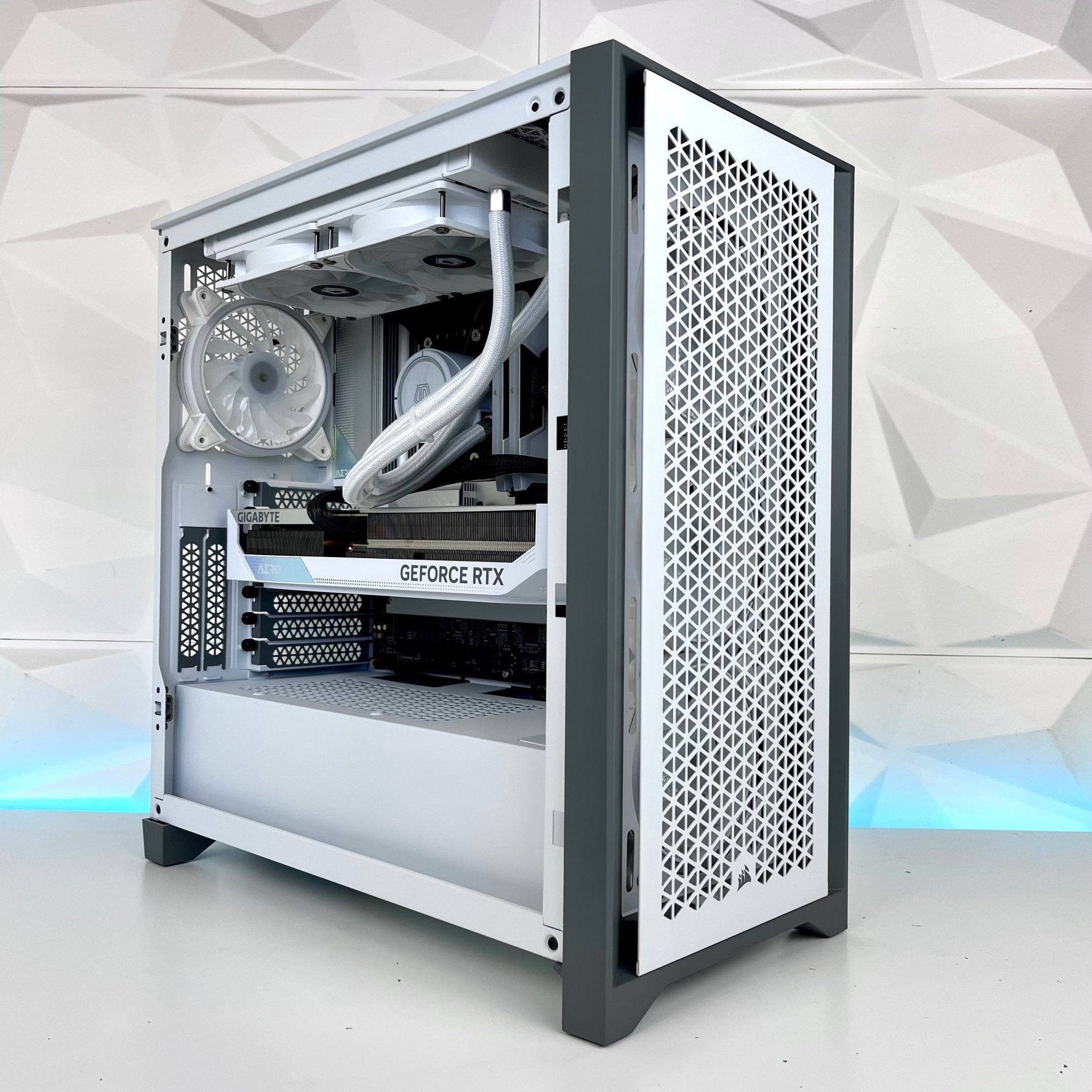 IGaming Ryzen 7 7700x | RTX 4070 Ti | 32GB DDR5 ArcticBlaze 4000D - Nectostry