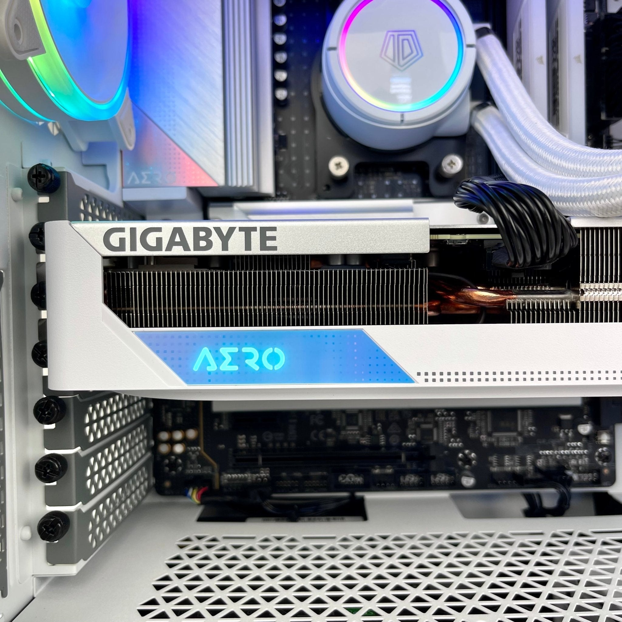 IGaming Ryzen 7 7700x | RTX 4070 Ti | 32GB DDR5 ArcticBlaze 4000D - Nectostry
